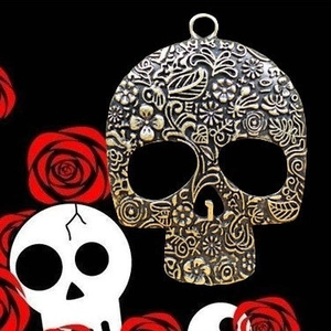 Antique bronze skull pendant with floral carvings for DIY gothic necklace making