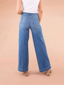 Women's vintage high waisted wide leg jeans in mid-blue wash with back double pockets