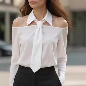Schicke weiße schulterfreie Langarmbluse aus Chiffon mit eleganter Krawatte für Damen