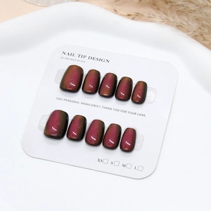 Set unghie finte occhio di gatto marrone-rosso fatte a mano con riflessi magnetici