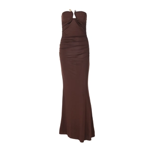 Slim fit dark brown strapless dress with U-neck metal detail and side ruching