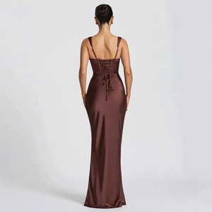 Elegante Satin Abendkleid Rückenschnürung Slim Fit Geraffte Bodenlange Kleid Für Damen Formelle Party