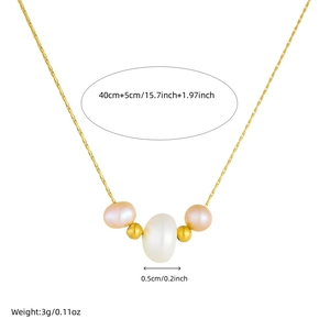 Irregular mixed pearl pendant necklace in gold stainless steel with detailed dimensions