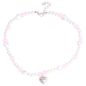 Detail of sweet heart pendant with 'SWEETIE' engraving on pink and white pearl necklace