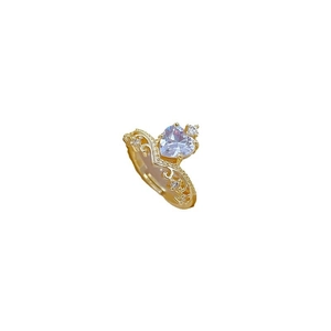 Adjustable gold-plated crown ring featuring a sparkling heart-shaped cubic zirconia stone
