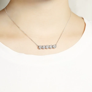 Elegant 925 sterling silver necklace with five round cubic zirconia stones for women