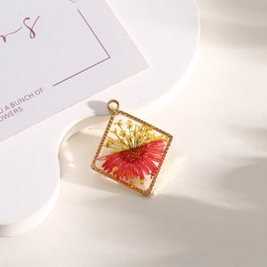 30mm rhombus metal frame pendant with red and yellow dried flowers inside resin