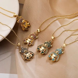 Collana con Ciondolo a Forma di Orso con Corona in Rame Hip Hop con Intarsio di Zirconia Placcata in Oro Gioielli Donna Festa
