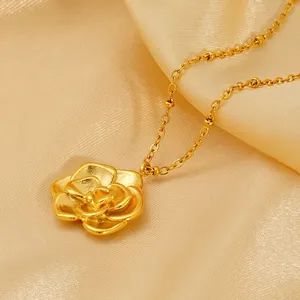 Collier Pendentif Rose En Acier Inoxydable Plaqué Or 18K Style Ins Bijoux Floraux Élégants Pour Femmes