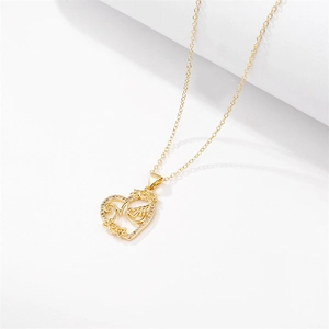 Gold plated heart pendant necklace with MOM lettering and zircon micro-pave setting