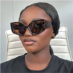 Fashionable oversized tortoise shell polygon sunglasses with dark brown lenses for women