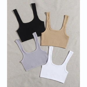 Lot de quatre débardeurs de yoga sans couture en noir, kaki, lilas et blanc