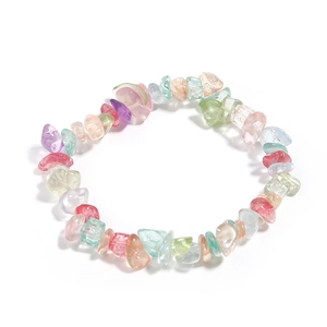 Bracciale multicolore in agata naturale e cristalli irregolari da donna su fondo bianco