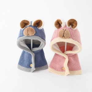 Berretti in maglia per neonati con orecchie da orso e chiusura a bottone blu e rosa