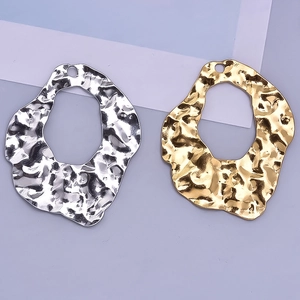 Pendenti ovali cavi irregolari in acciaio inossidabile 304 in finitura oro e argento