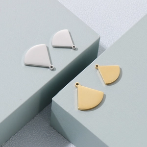 Fan Shaped Charms Pendants Polished Stainless Steel Leaf Design For Jewelry Making DIY Necklaces Bracelets Chic Minimalist