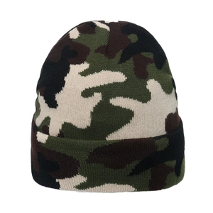 Men's camouflage knit beanie hat in jungle green and brown for outdoor winter warmth