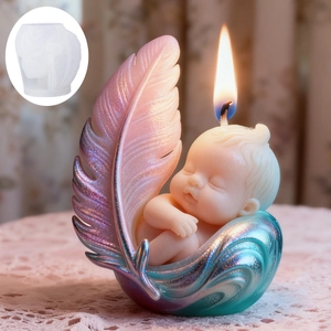 3D siliconen mal voor geurkaarsen met een baby slapend in zachte veren