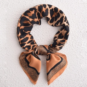 Leopard Print Square Scarf For Women Polyester Satin Silk Like Shawl Geometric Pattern Hair Band Fashion Accessory