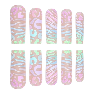 Faux ongles longs carrés avec dégradé macaron et motifs animaliers de zèbre