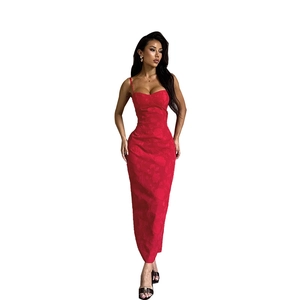 Sexy red rose jacquard backless halter dress with slim fit and ruched bodycon design