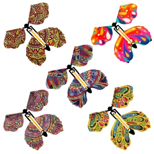 Magic Flying Butterfly Wind Up Toy Colorful Printed Paper Plastic Wings Elastic Powered Novelty Prop For Surprise Card