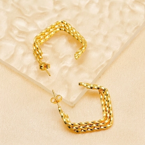 18K gold-plated stainless steel geometric hoop earrings with twisted multi-layer design