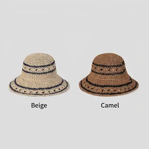 Faltbare Damen-Strohhüte für den Sommer in Beige und Camel, ideal für den Strandurlaub