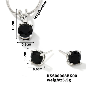 Paramètres de taille détaillés pour collier et boucles d'oreilles en argent avec pierres