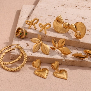 Minimalist 18K gold plated stainless steel heart and floral stud earrings for women