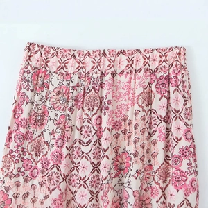 Floral print casual skirt with elastic waistband featuring pink and brown patterns