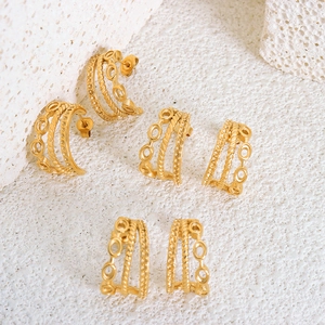 Three-layer 18K gold plated C-shaped hoop earrings with textured spiral design