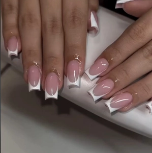 French Tip Press On Nails Square Shape Glossy Nude Pink Plastic Artificial Fake Fingernails For Women