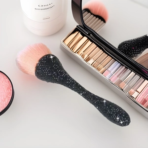 Large Loose Powder Brush Sparkly Rhinestone Handle Slim Waist Synthetic Fiber Blush Brush Makeup Blending Tool