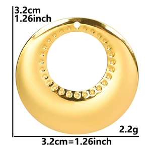Detailed view of 3.2cm golden stainless steel round pendant with size and weight metrics