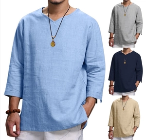 Chemise décontractée pour homme à col en V en lin bleu clair avec coupe ample