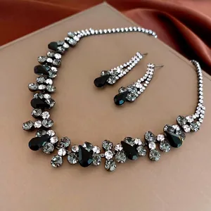 Vintage Water Drop Necklace And Earrings Jewelry With Black Rhinestones Geometric Copper Fashion Accessory For Women Luxury
