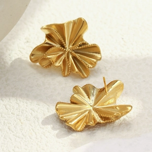 18K gold plated stainless steel stud earrings with pleated floral petal design