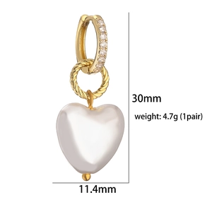 3D heart pearl pendant earrings in gold finish with dimensional size and weight data