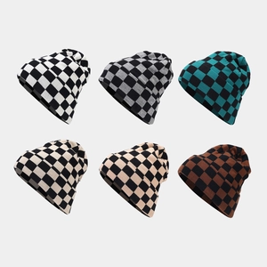 Checkerboard Beanie Hat Acrylic Knit Warm Winter Outdoor Vintage Japanese Style Soft Skull Cap For Men And Women
