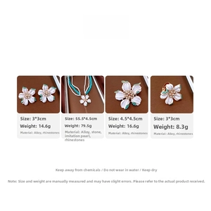 Detailed size and material specifications for vintage floral jewelry set pieces