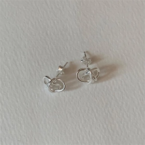 Minimalist 925 sterling silver knot stud earrings with a sleek metallic finish