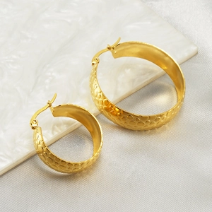 Boucles D'oreilles Créoles En Acier Inoxydable Plqué Or 18K Texture Martelée Grandes Rondes Pour Femmes