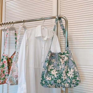 Tre borse tote in tela stile pittura a olio francese con stampe floreali vintage