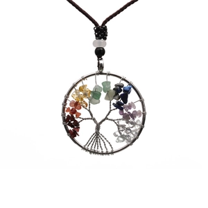 Pendente Albero della Vita fatto a mano con pietre dei Sette Chakra colorate e corda