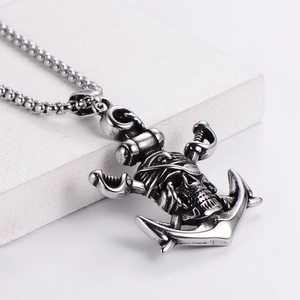 Retro anchor necklace with pirate skull and crossed swords in vintage silver finish