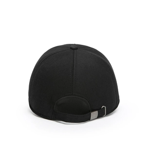 Cappellino da baseball invernale nero classico da uomo con fibbia in metallo regolabile