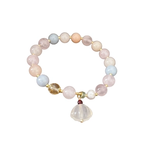 Elegant multi-color freshwater pearl elastic bracelet with shell charm and gold accents