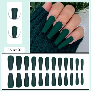 Unghie finte lunghe a bara verde scuro opaco stile CBLM-20 per manicure invernale