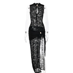 Sexy schwarzes ärmelloses Spitzen-Maxikleid mit hohem Schlitz und Schlüssellochausschnitt